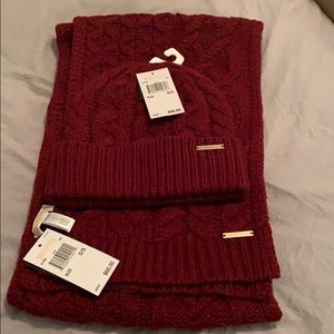 New! Michael Kors cable cuff hat and scarf